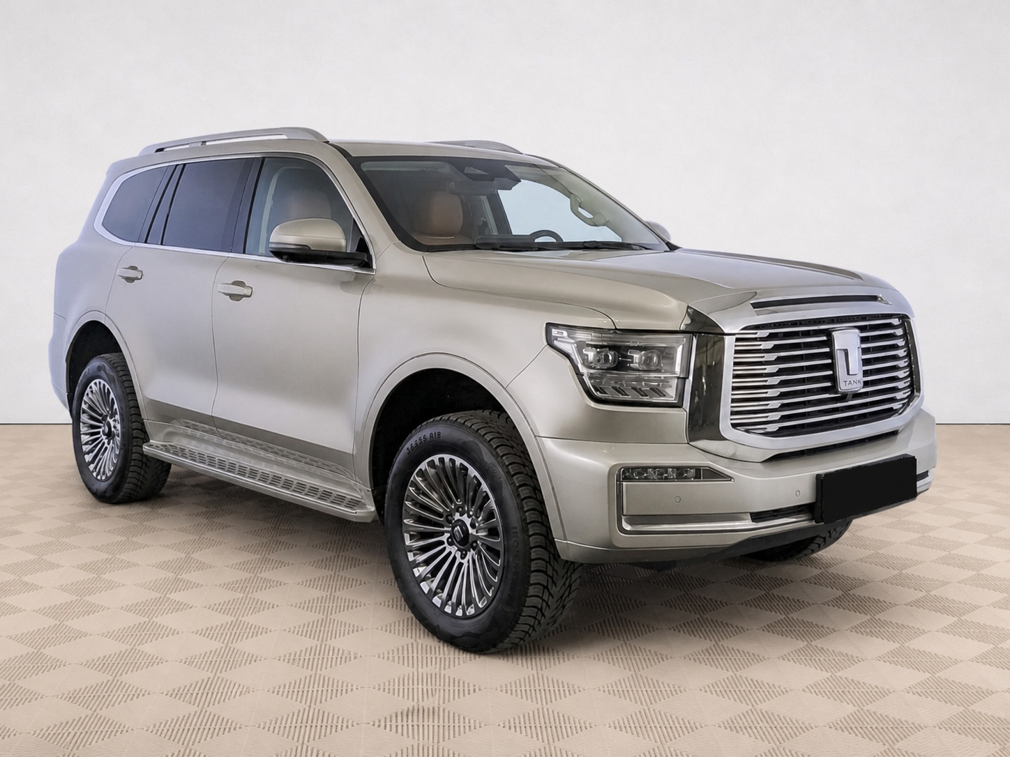Tank - Tank 500 I, 2023