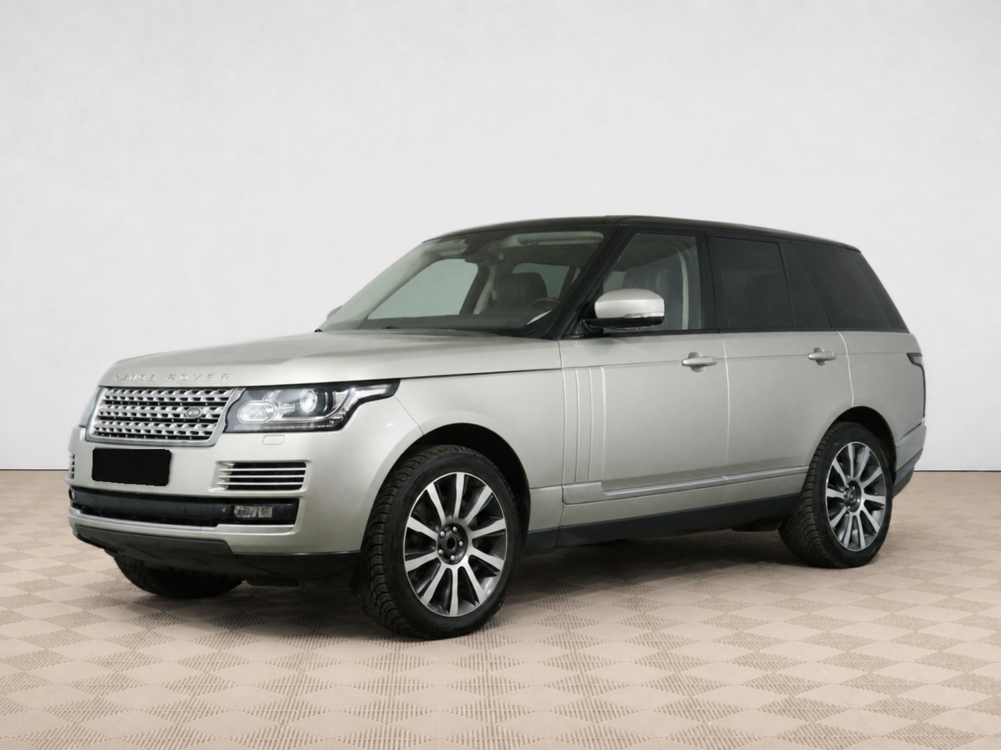 Land Rover - Land Rover Range Rover IV, 2015