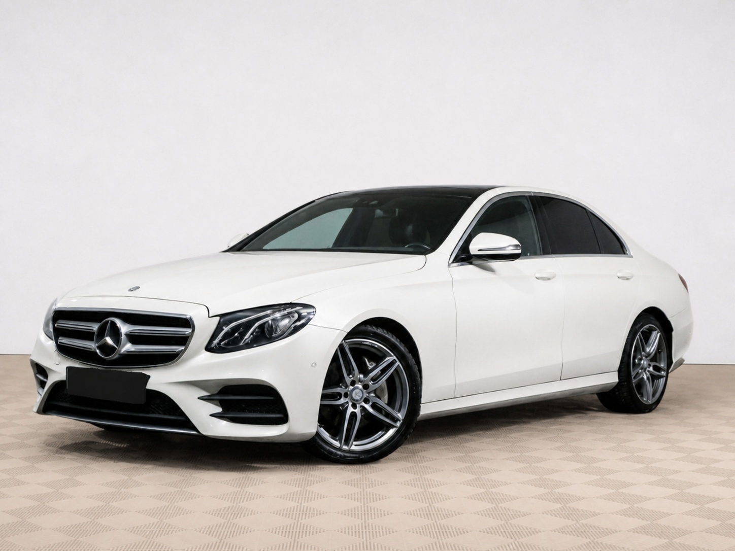 Mercedes-Benz - Mercedes-Benz E-Класс 200 V (W213, S213, C238), 2016