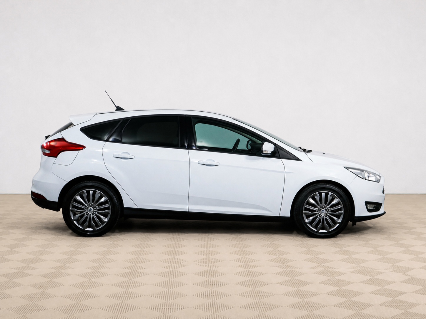 Ford - Ford Focus III Рестайлинг, 2018