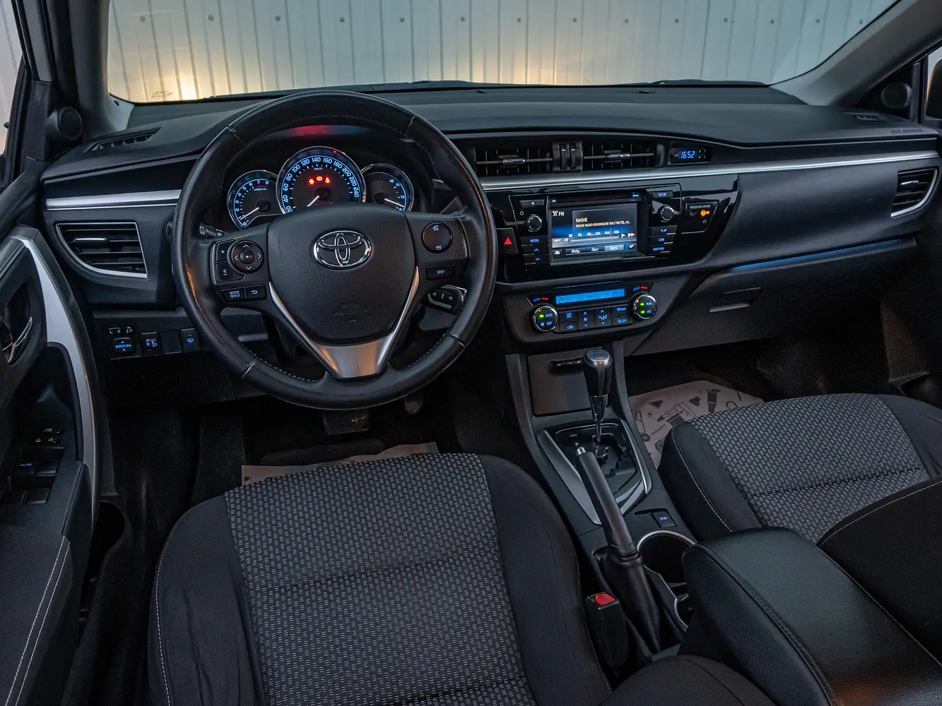 Toyota - Toyota Corolla XI (E160, E170, E180), 2014 г.