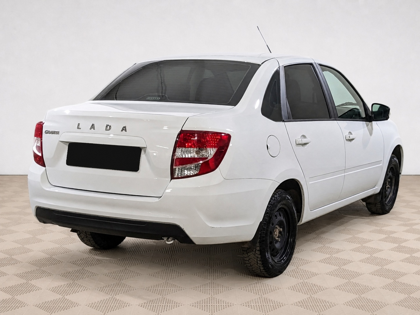 LADA (ВАЗ) - Lada Granta, 2023