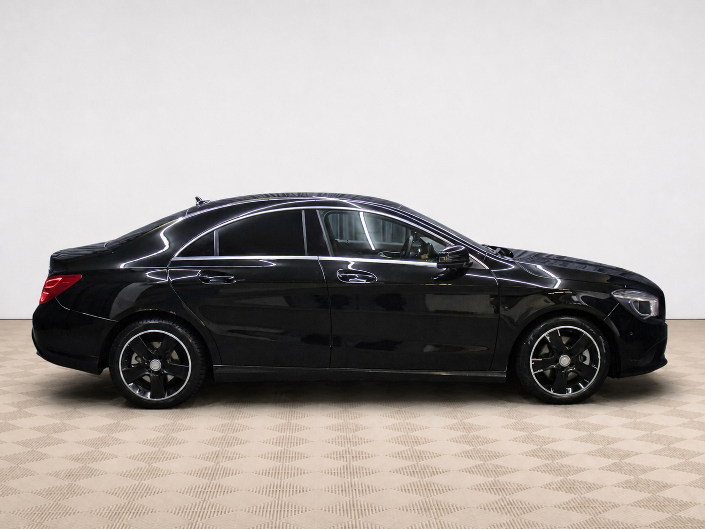 Mercedes-Benz - Mercedes-Benz CLA 250 I (C117, X117), 2014