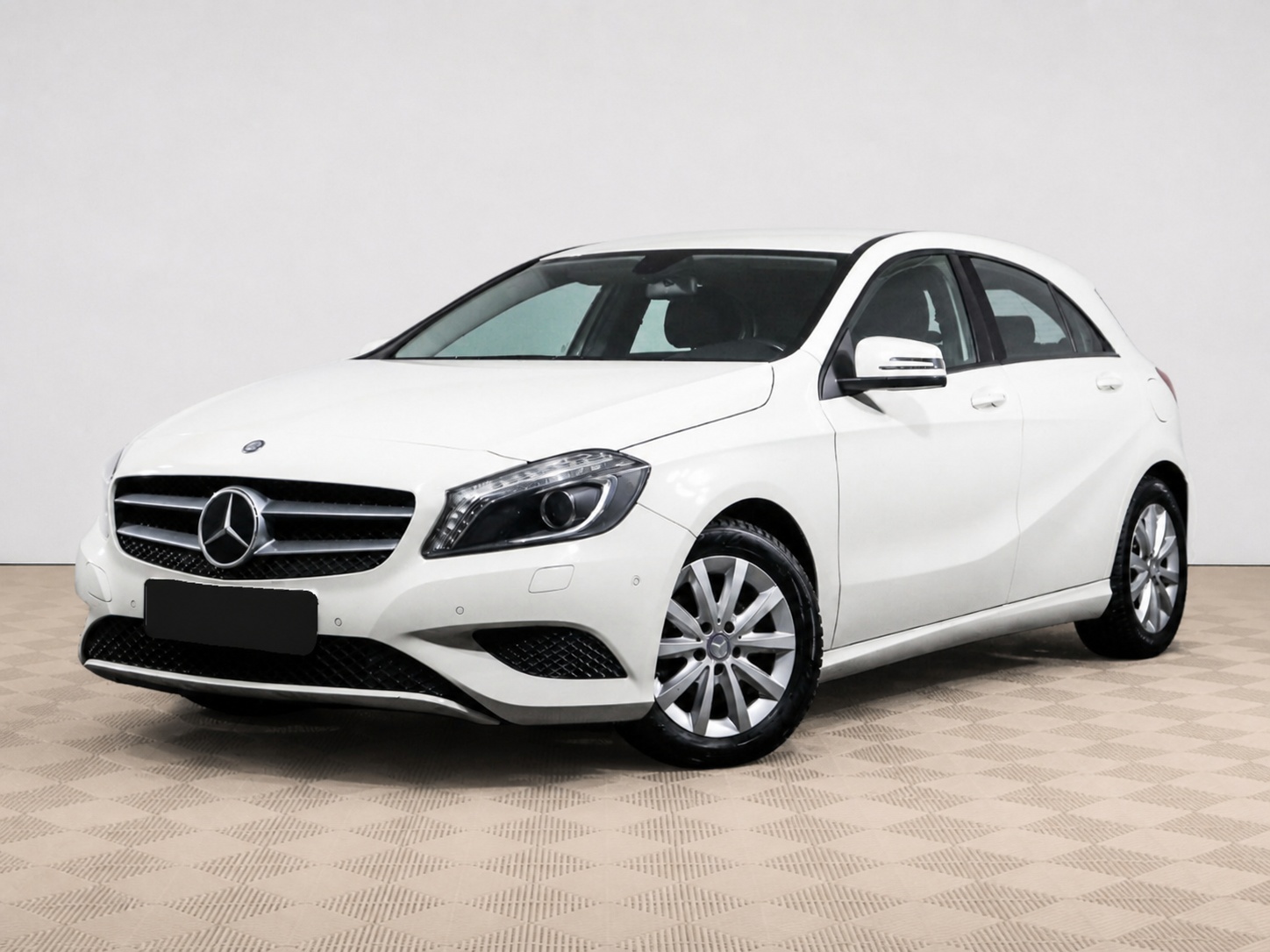 Mercedes-Benz - Mercedes-Benz A-Класс 180 III (W176), 2014
