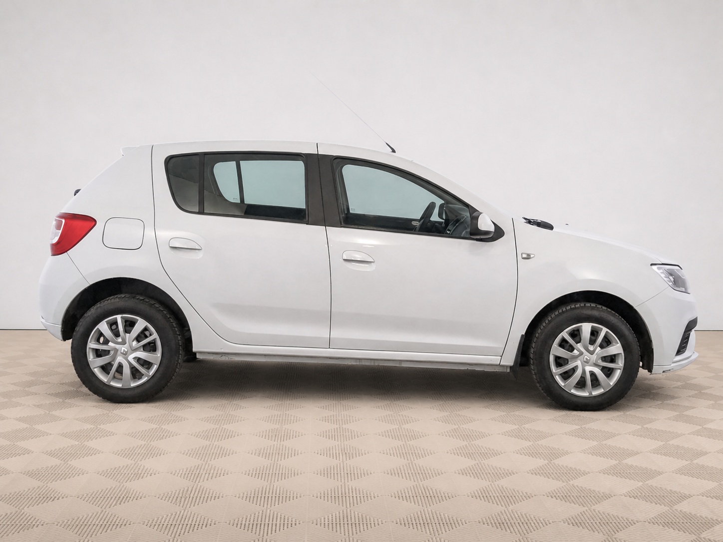 Renault - Renault Sandero, 2020