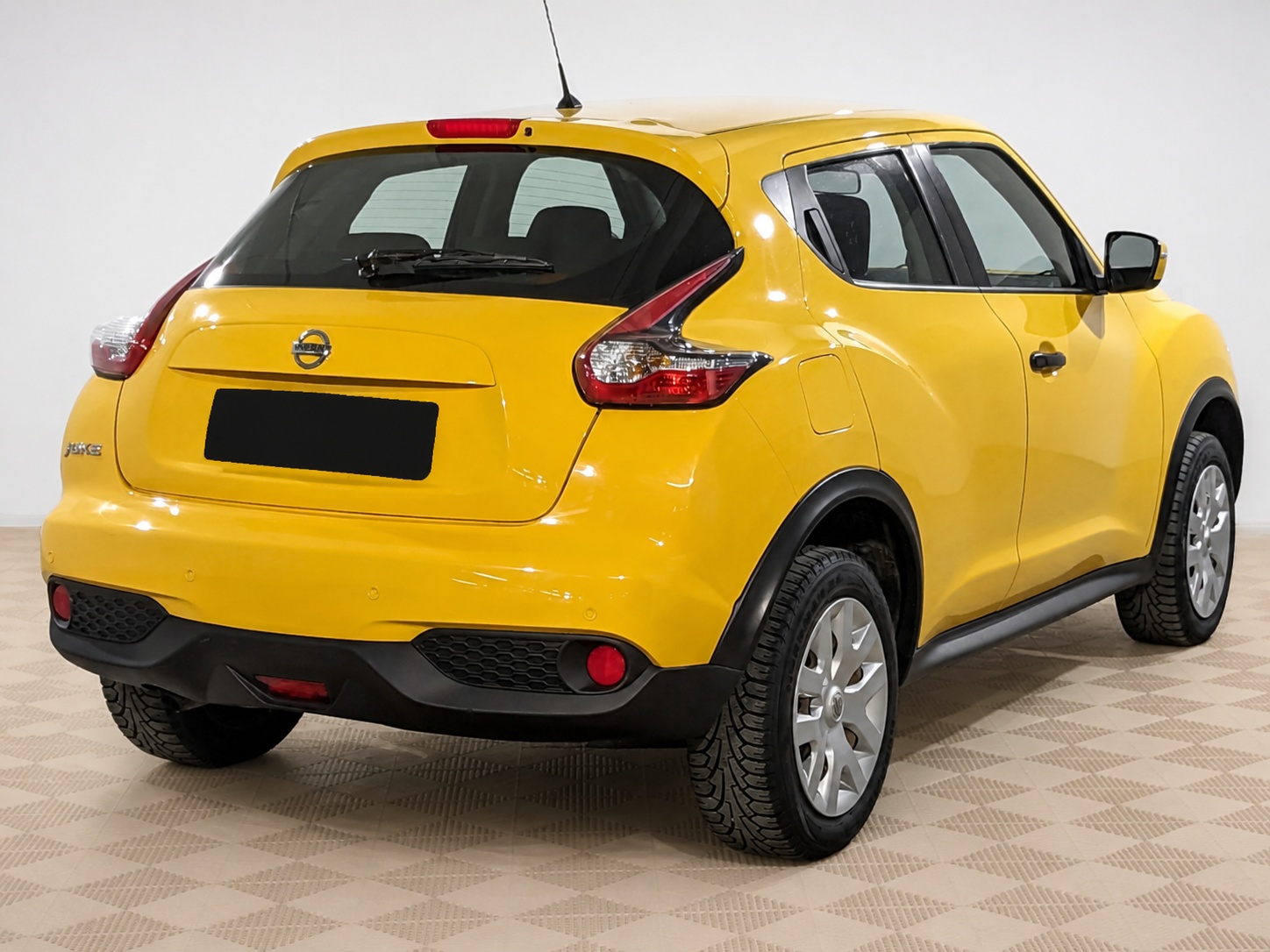 Nissan - Nissan Juke, 2015