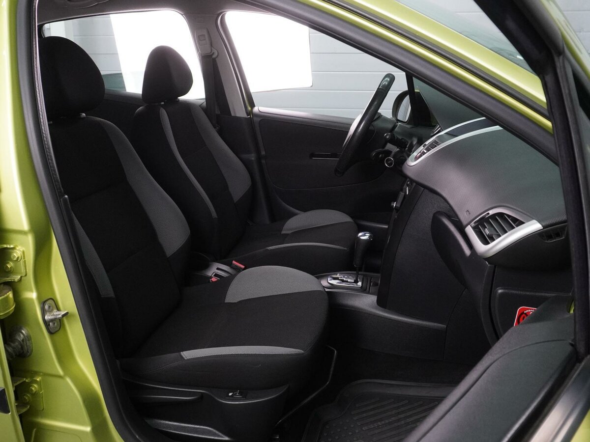 Peugeot - Peugeot 207 I, 2008