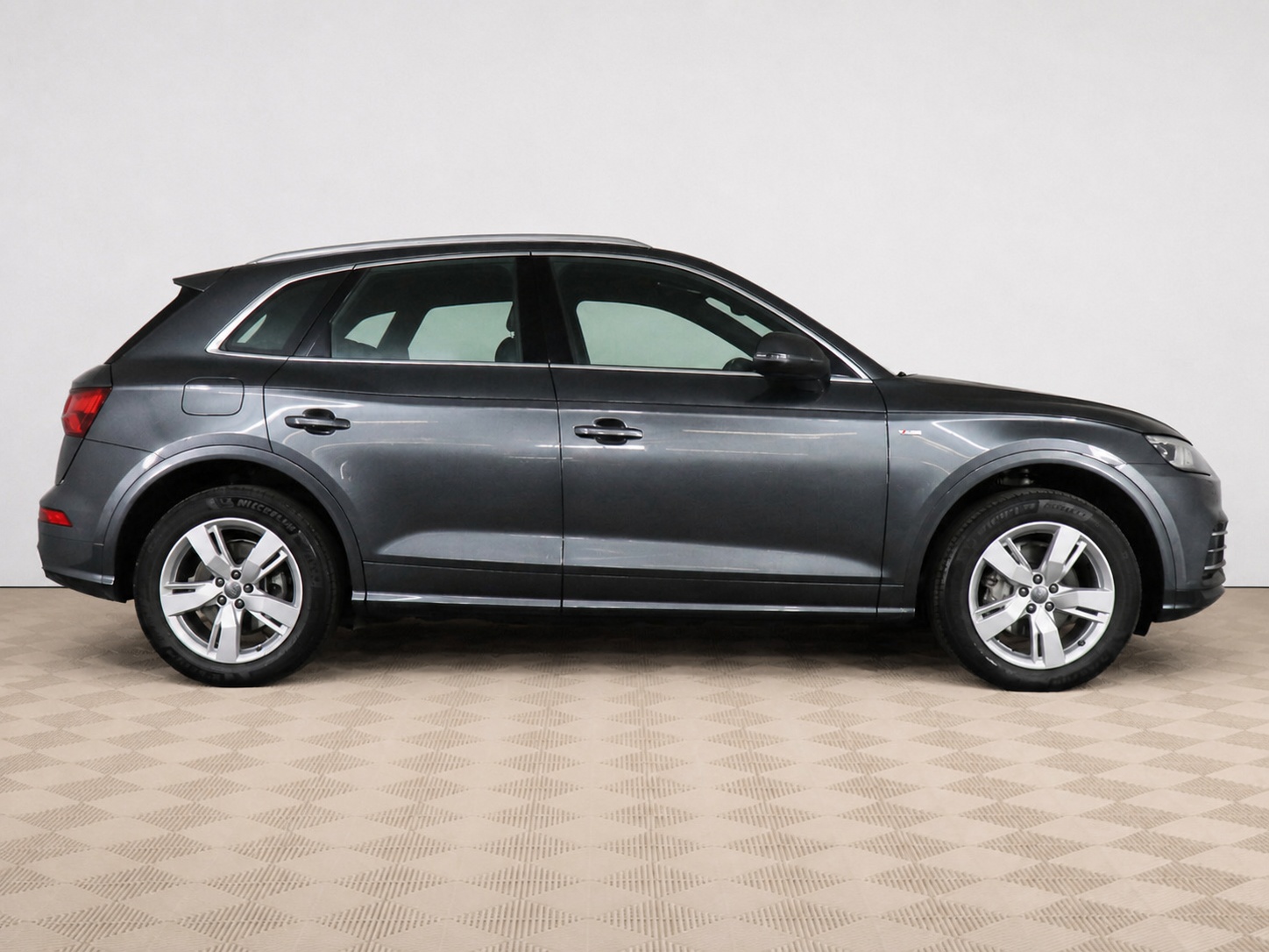 Audi - Audi Q5 II (FY), 2019