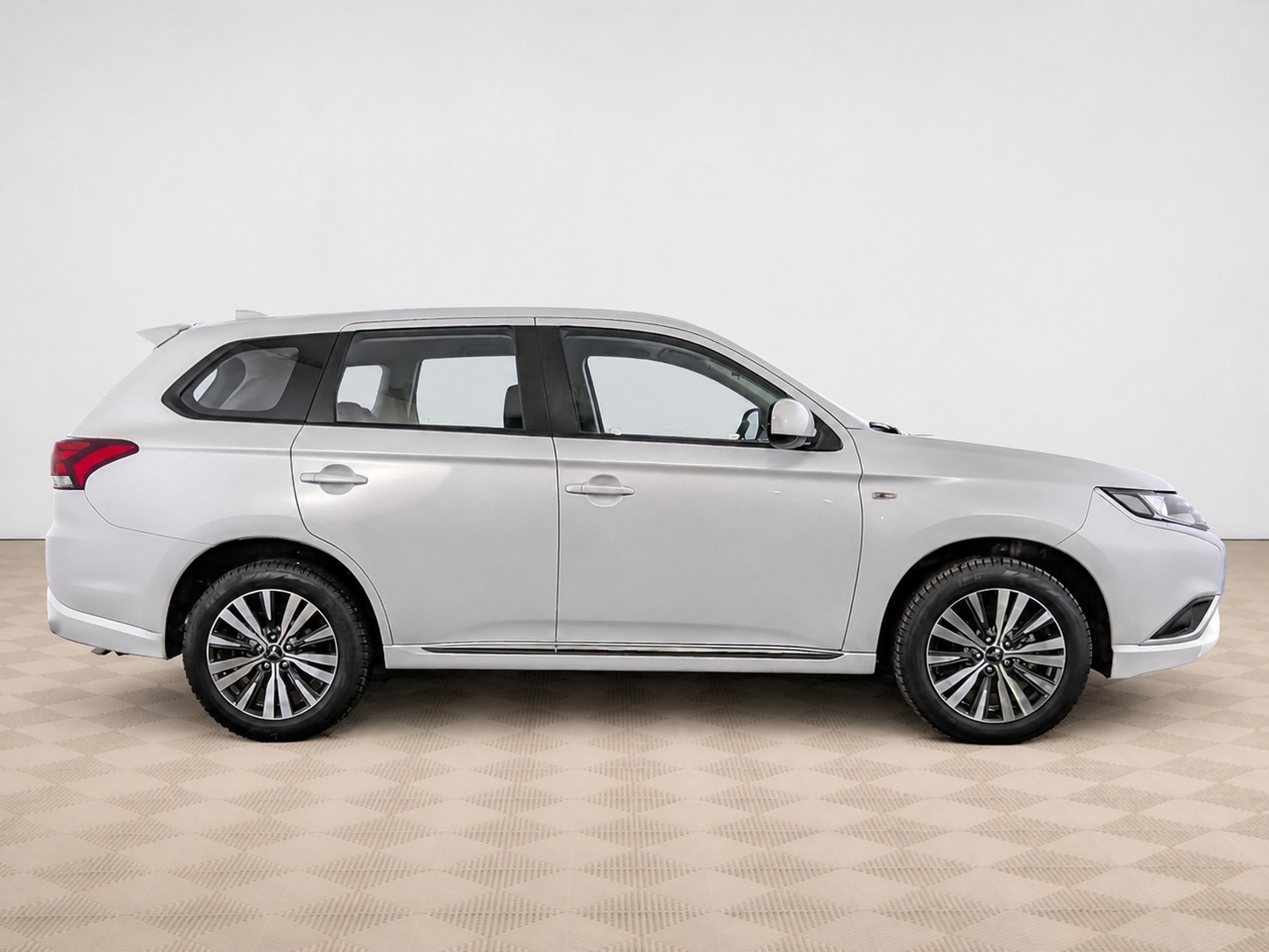 Mitsubishi - Mitsubishi Outlander III Рестайлинг 3, 2022