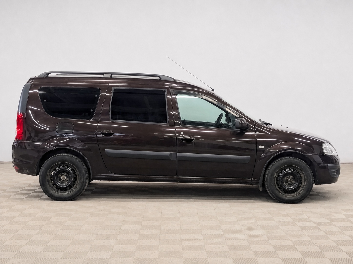 LADA (ВАЗ) - Lada Largus, 2015