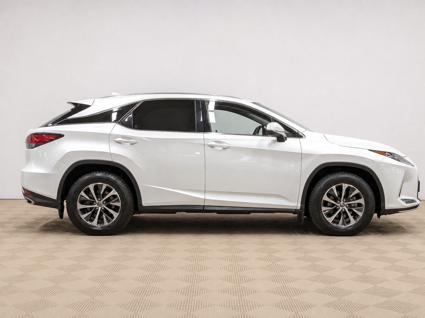Lexus - Lexus RX, 2020