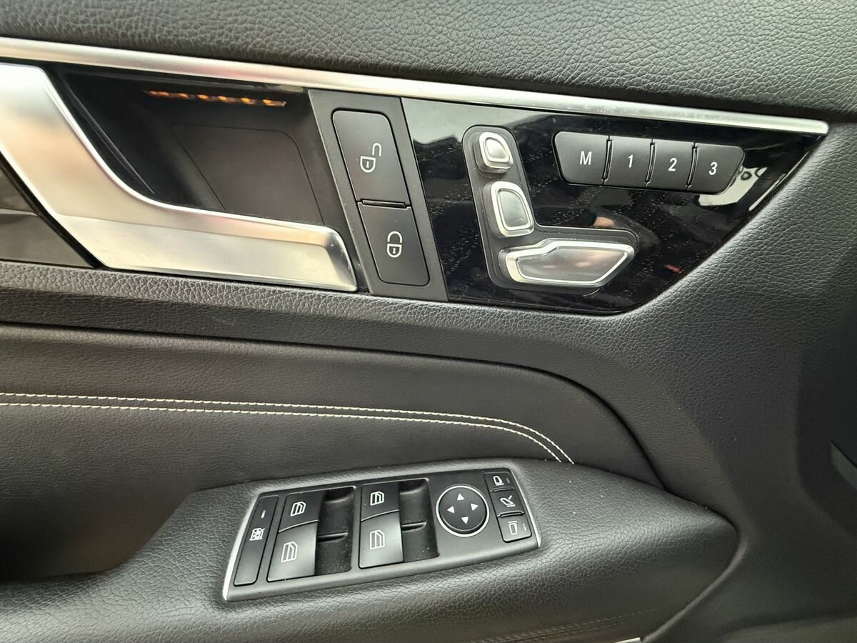 Mercedes-Benz - Mercedes-Benz E-Класс 200 IV (W212, S212, C207) Рестайлинг, 2015