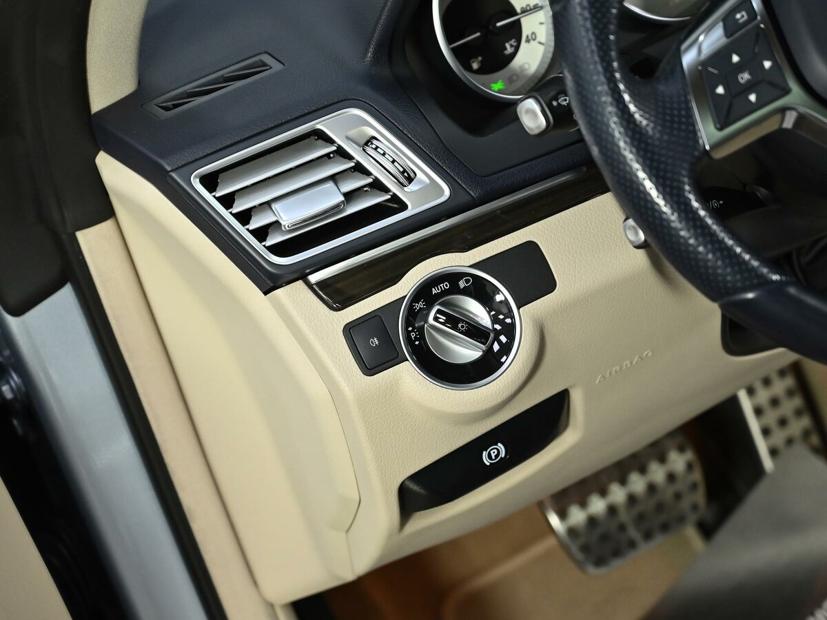 Mercedes-Benz - Mercedes-Benz E-Класс 200 IV (W212, S212, C207) Рестайлинг, 2015
