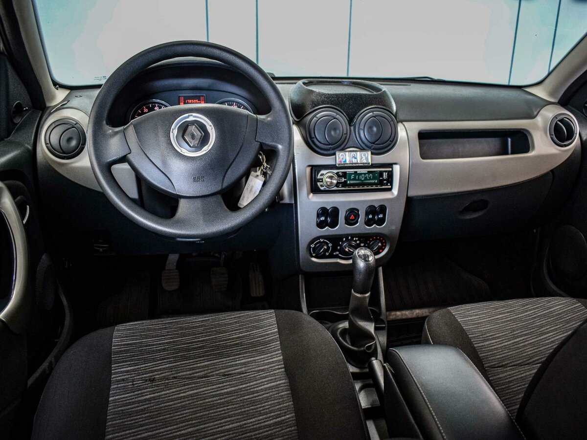 Renault - Renault Sandero I, 2013