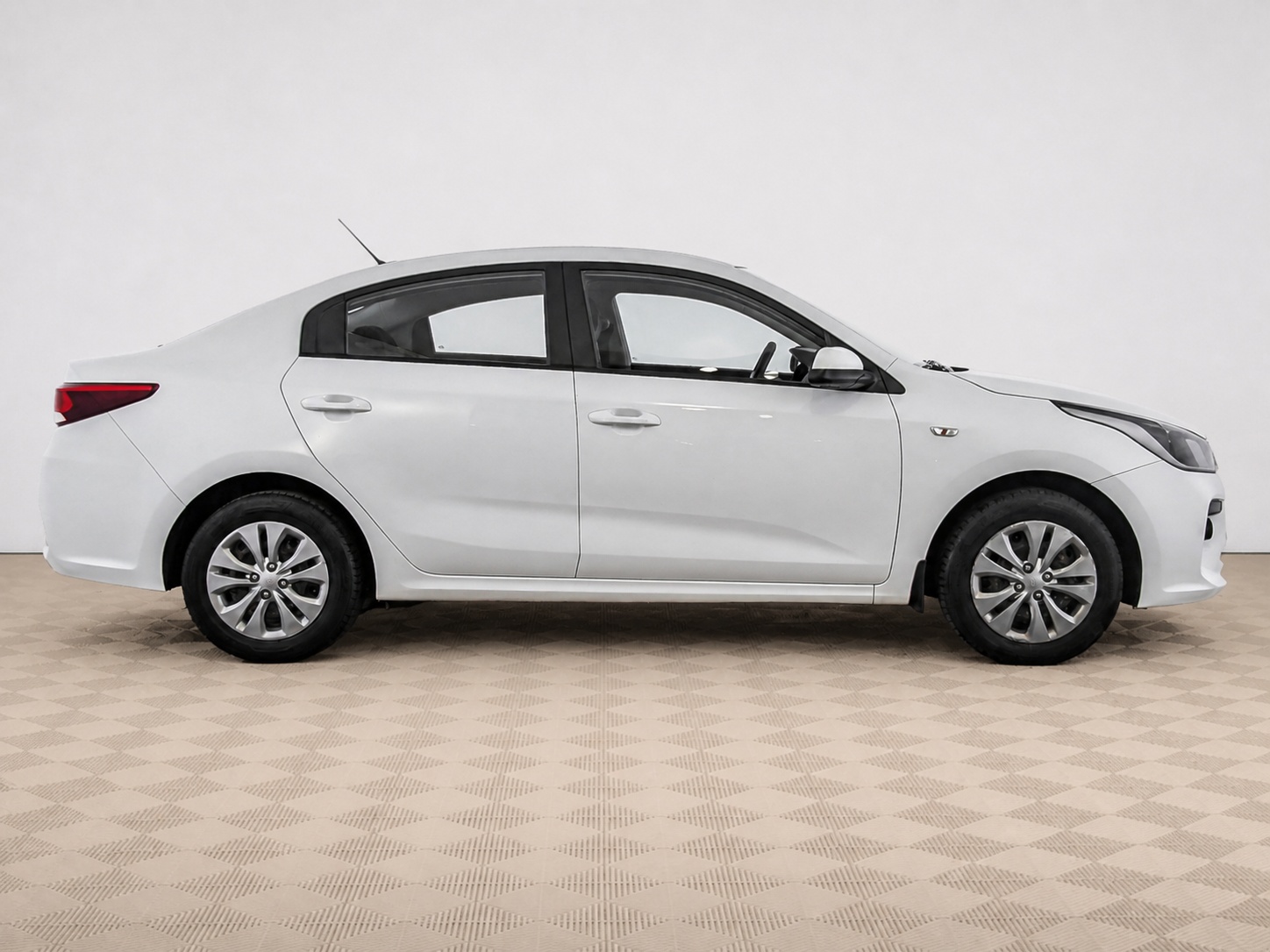 Kia - Kia Rio, 2020