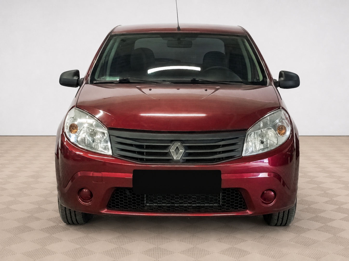 Renault - Renault Sandero, 2013
