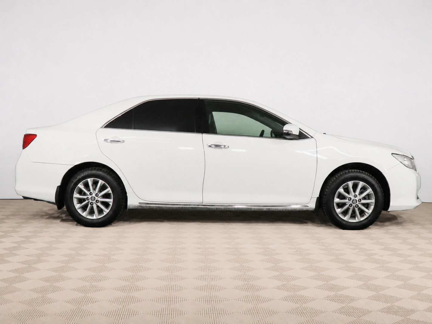 Toyota - Toyota Camry VII (XV50), 2012
