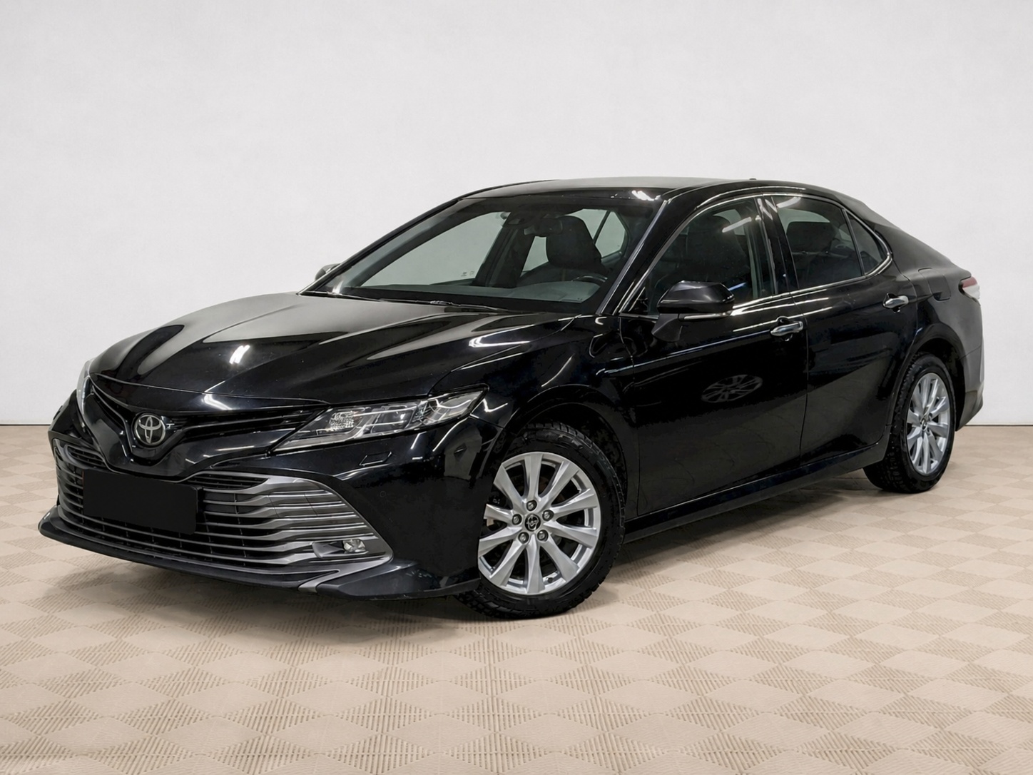 Toyota - Toyota Camry, 2019