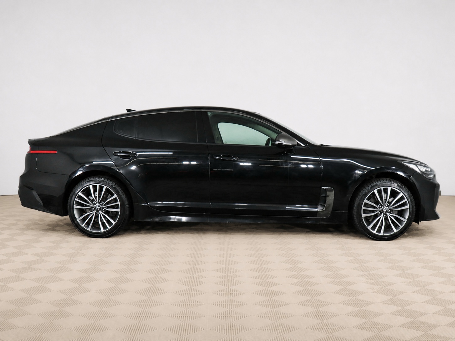 Kia - Kia Stinger I, 2019