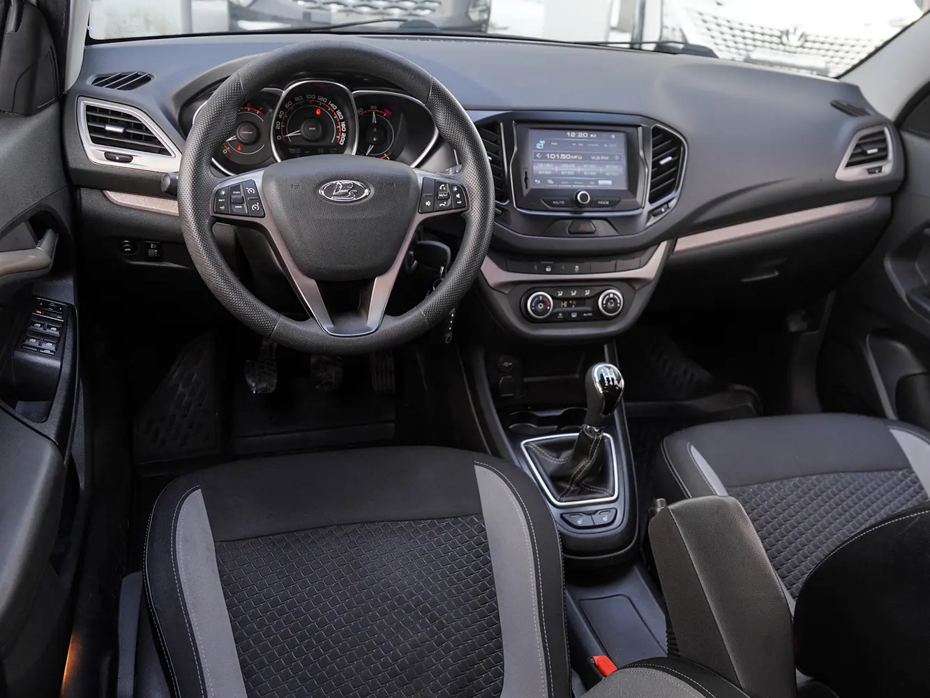 LADA (ВАЗ) - LADA (ВАЗ) Vesta I, 2017 г.