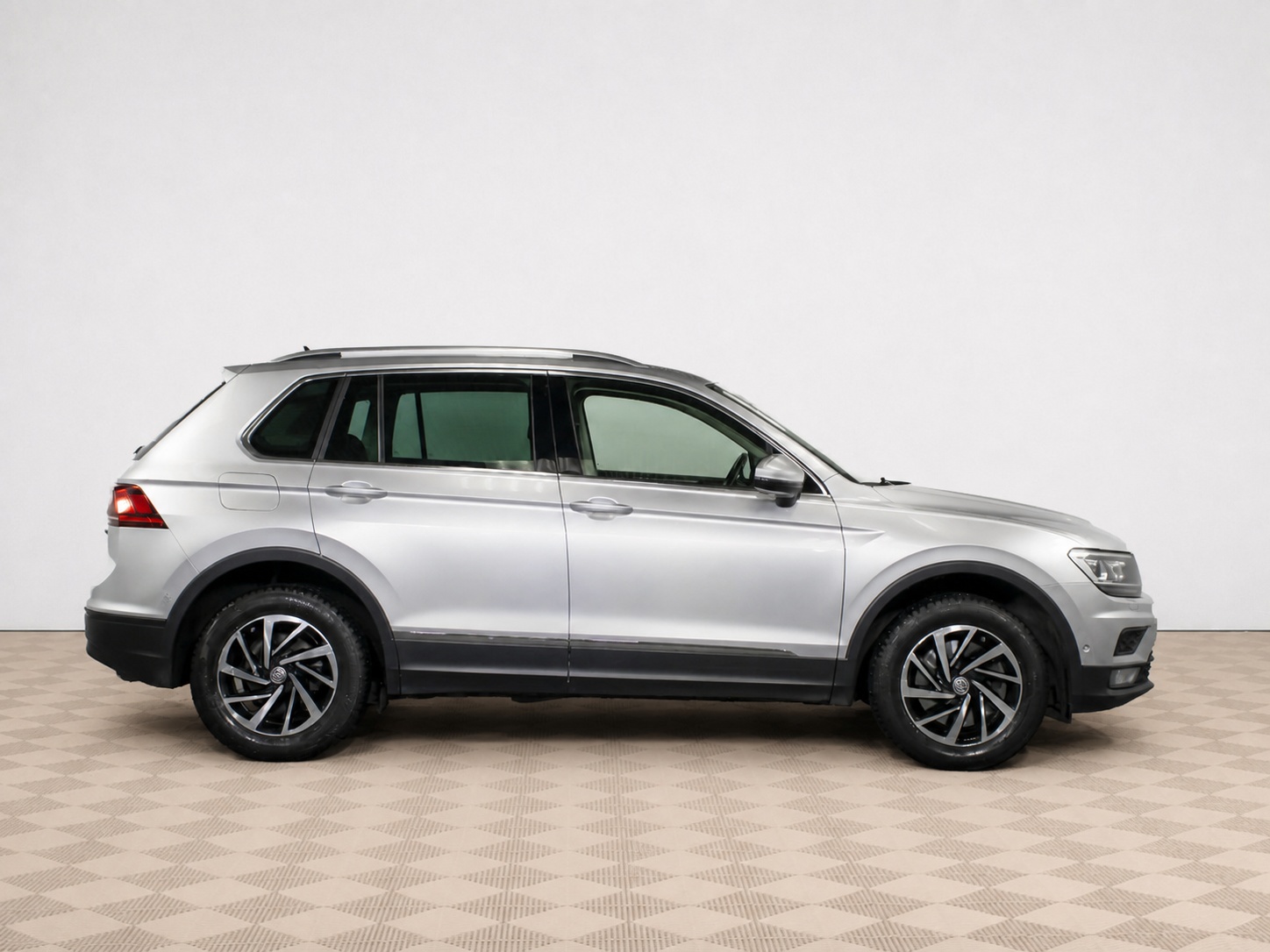 Volkswagen - Volkswagen Tiguan II, 2018