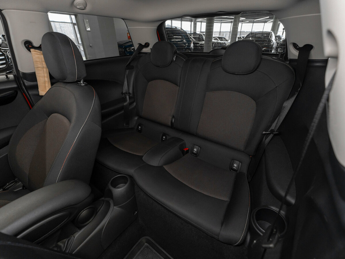 Mini - Mini Hatch Cooper III (F55/F56), 2018