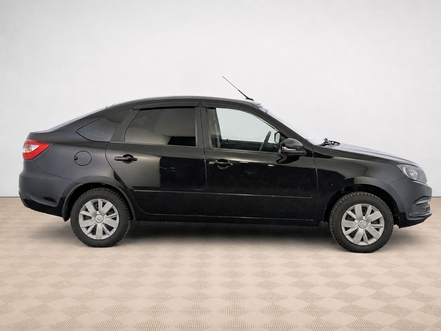 LADA (ВАЗ) - Lada Granta, 2023