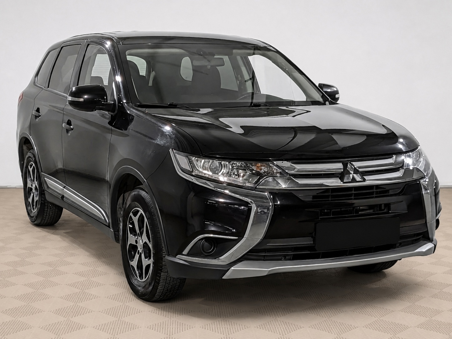 Mitsubishi - Mitsubishi Outlander, 2018