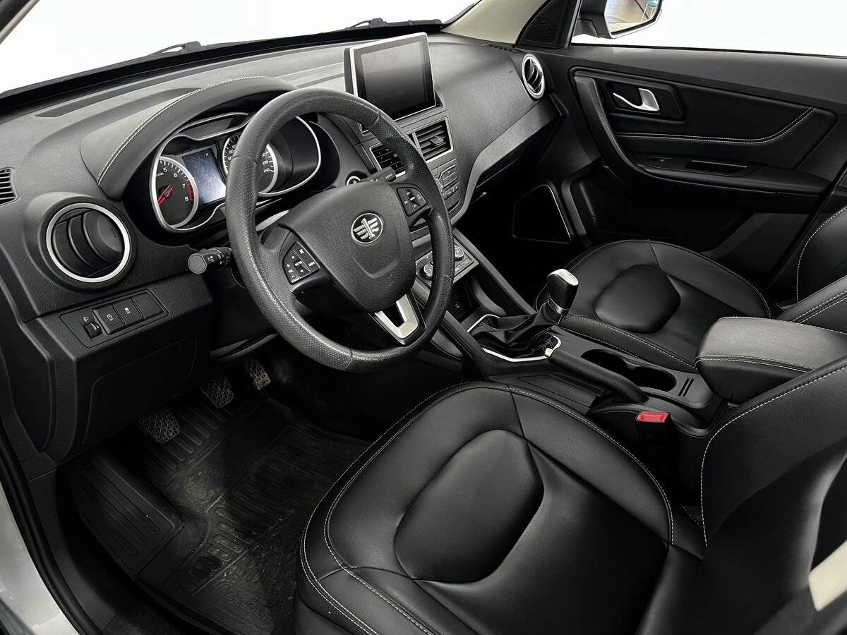 FAW - FAW Besturn X40 I, 2021