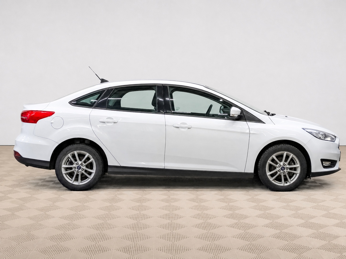 Ford - Ford Focus, 2018
