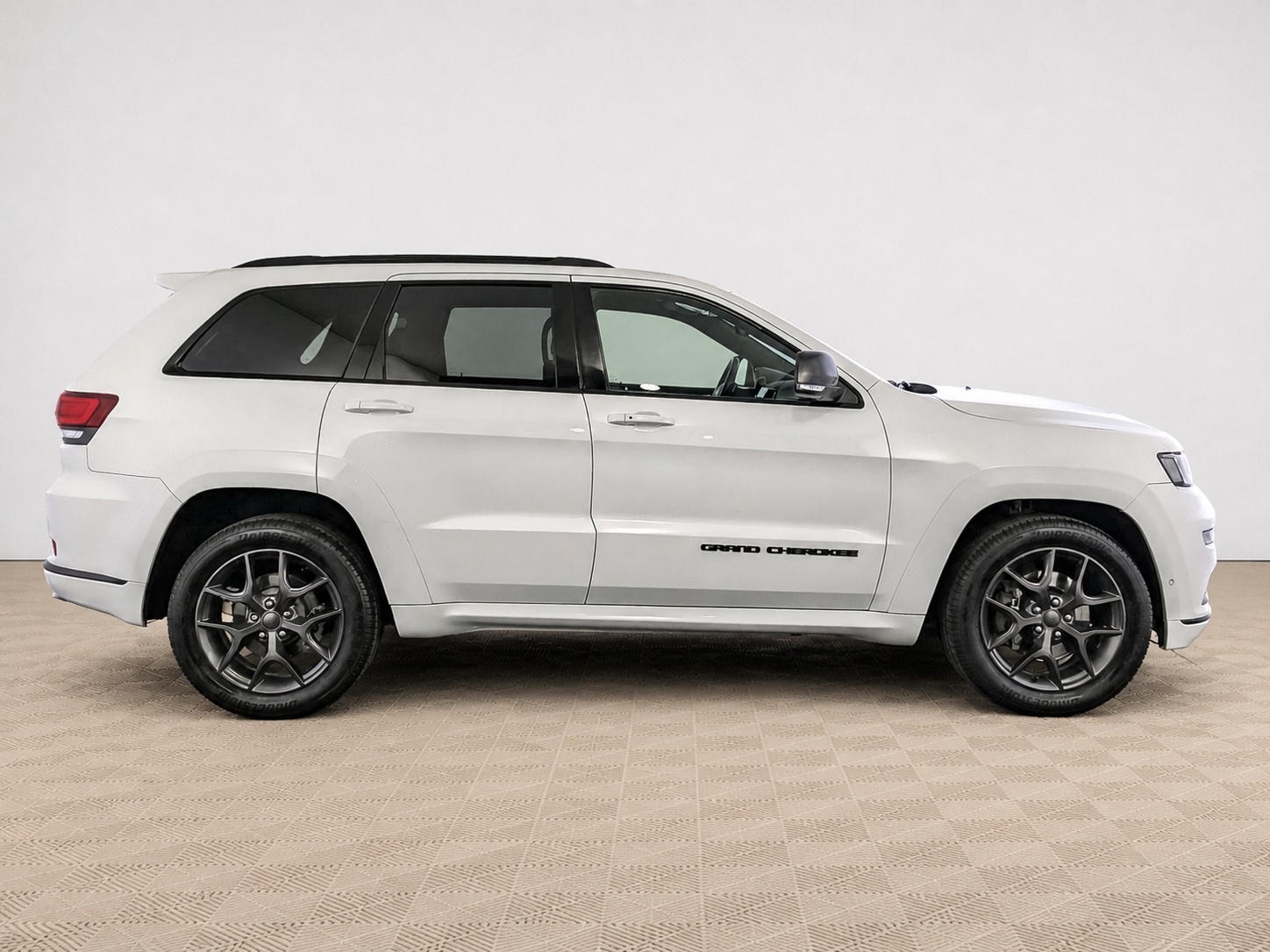 Jeep - Jeep Grand Cherokee, 2020