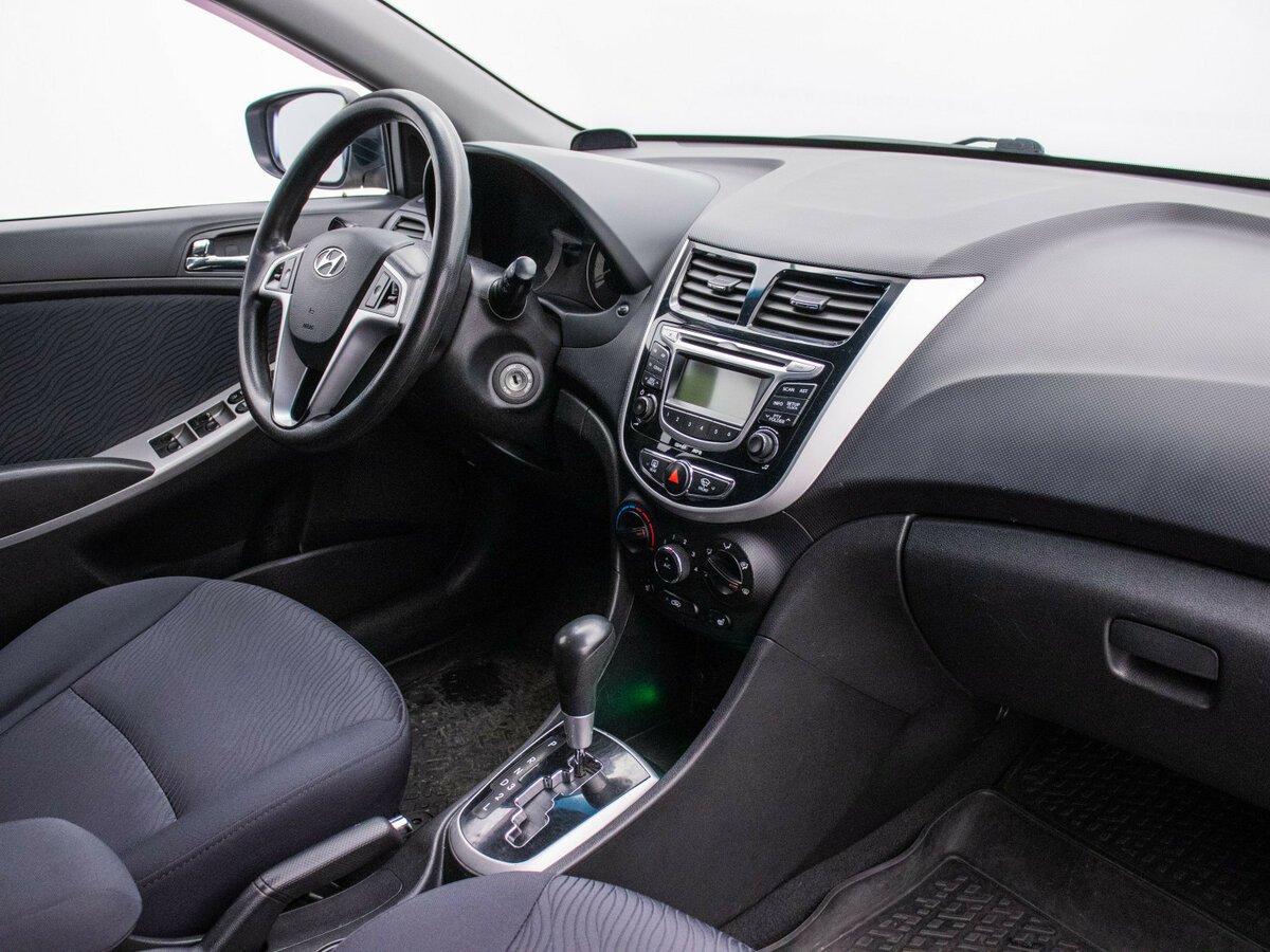 Hyundai - Hyundai Accent IV, 2011