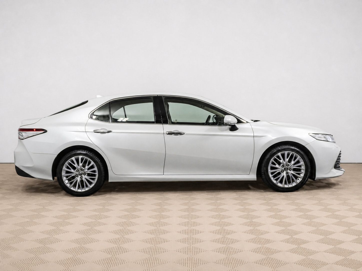 Toyota - Toyota Camry VIII (XV70), 2018