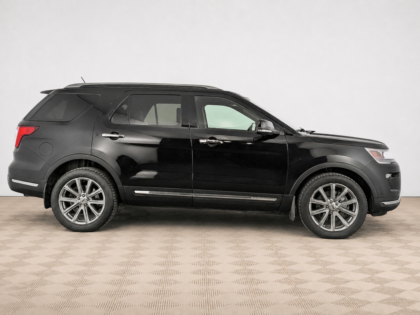 Ford - Ford Explorer V Рестайлинг 2, 2019