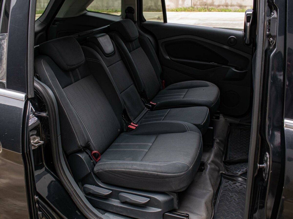 Ford - Ford C-MAX II, 2010