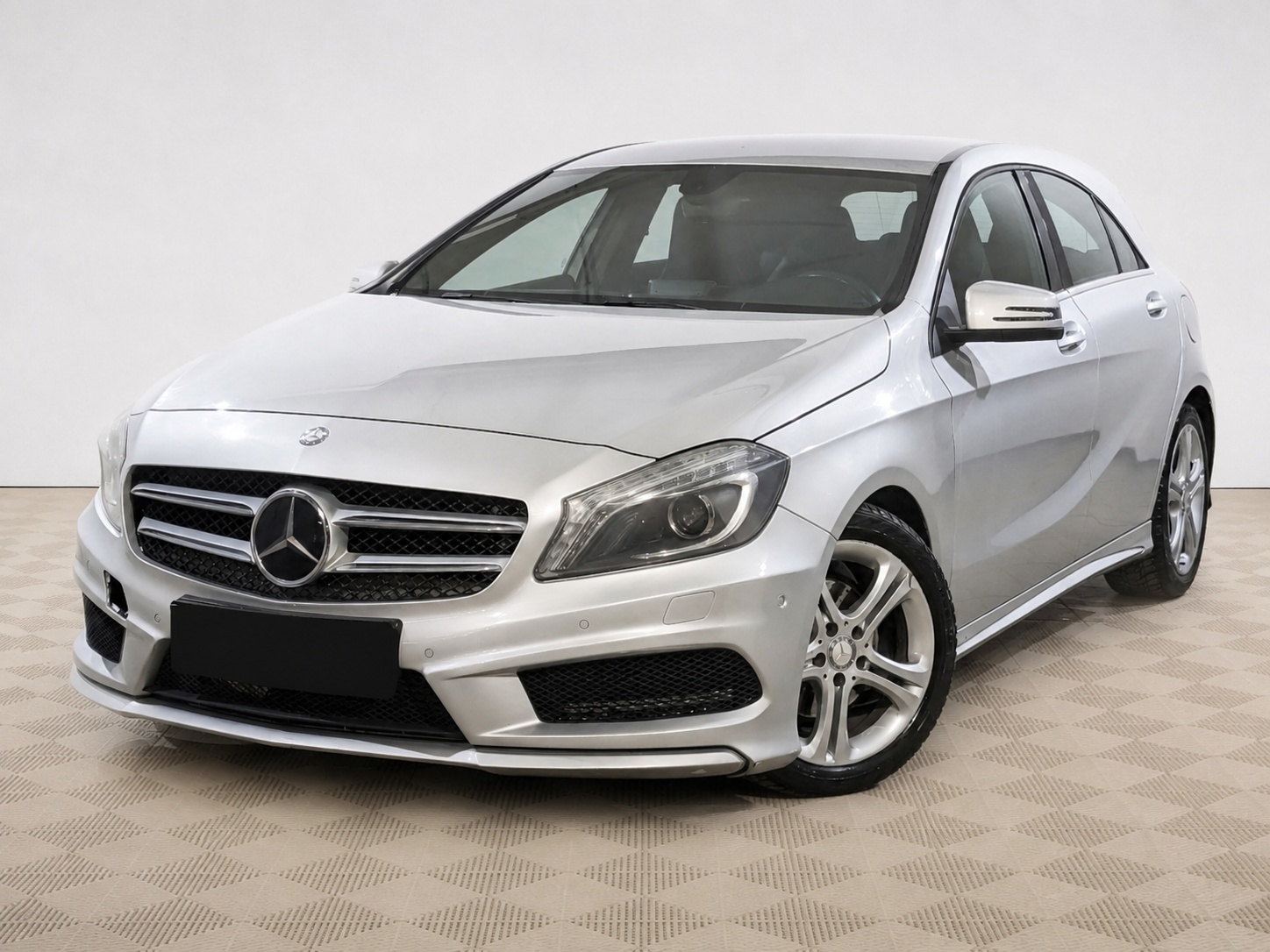 Mercedes-Benz - Mercedes-Benz A-Класс, 2015
