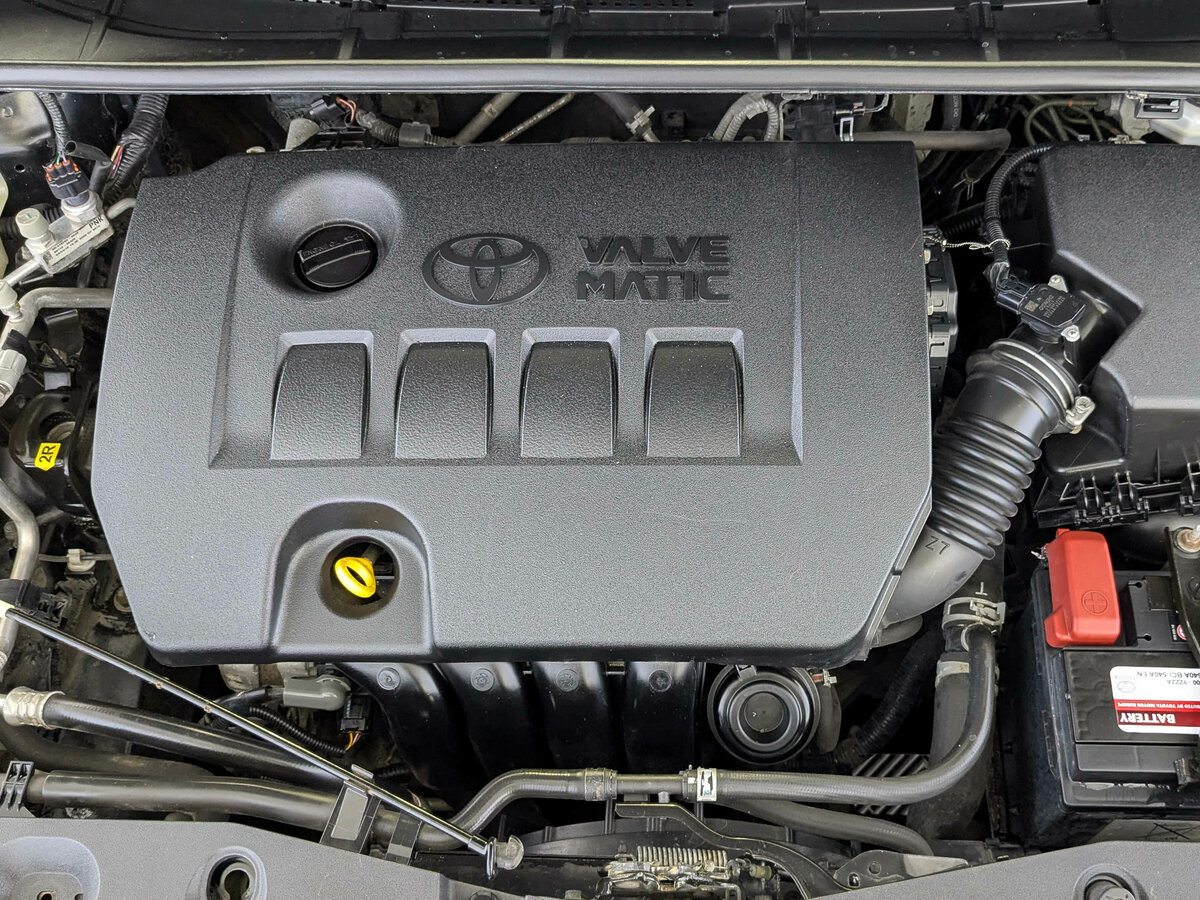 Toyota - Toyota Avensis III Рестайлинг, 2012