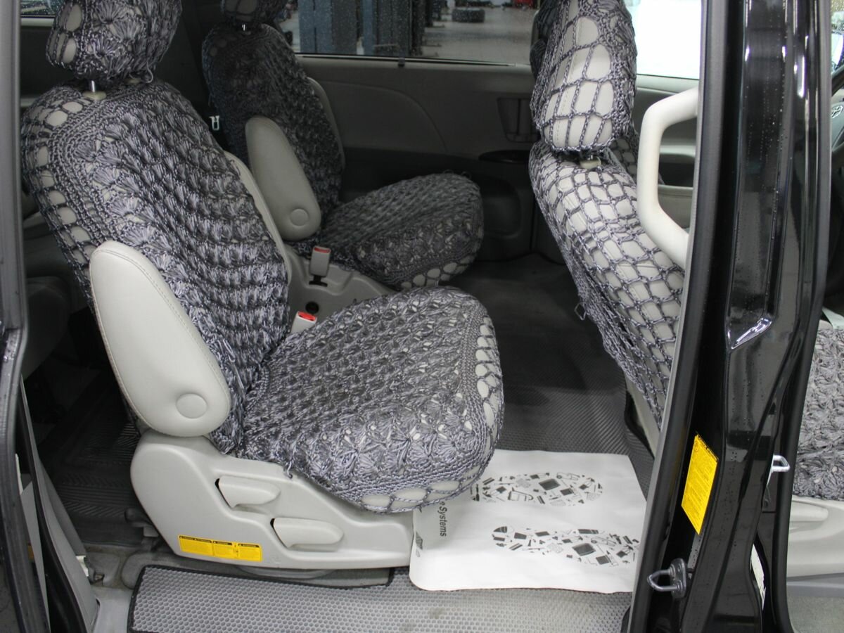 Toyota - Toyota Sienna III, 2012