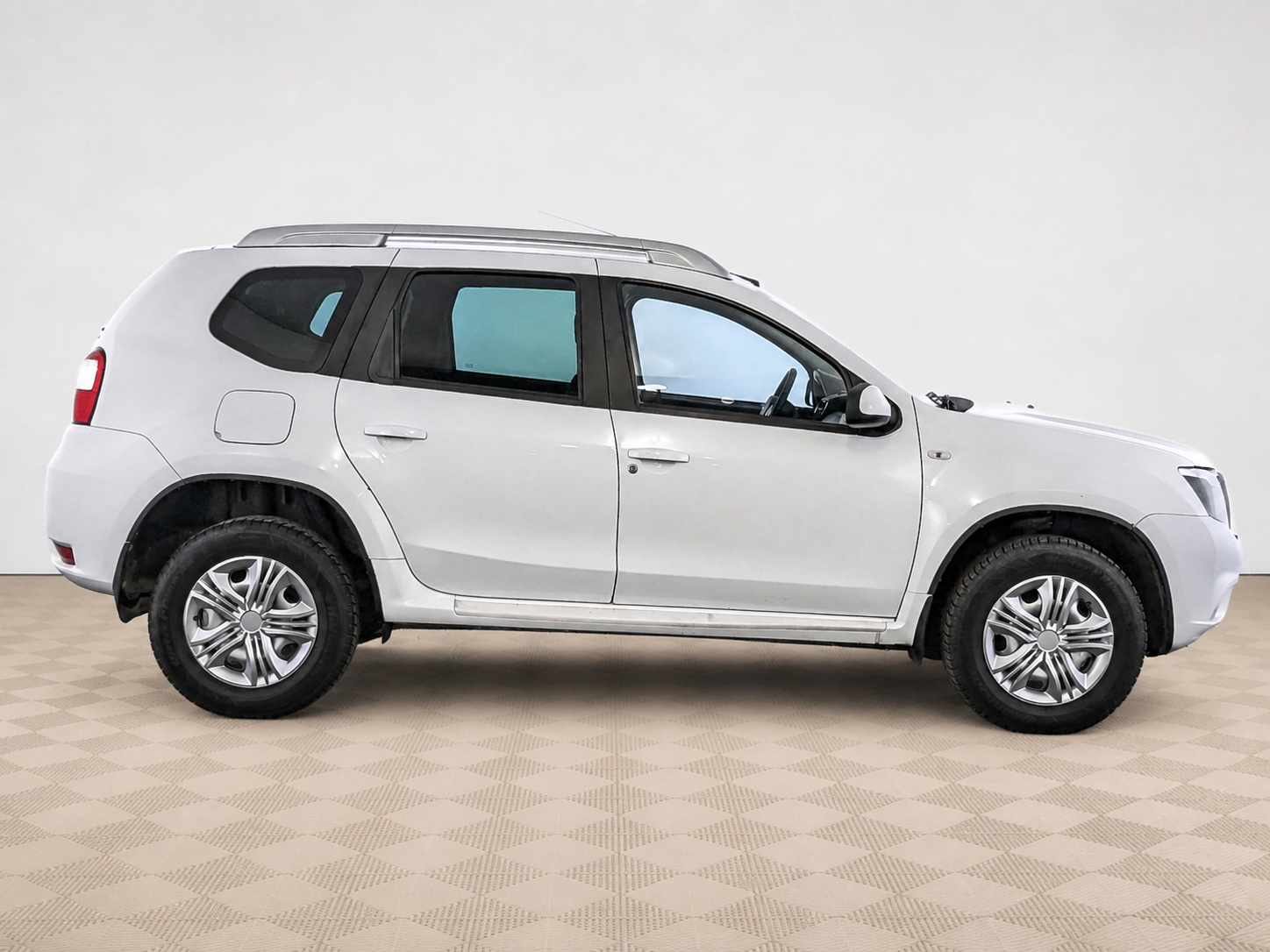 Nissan - Nissan Terrano, 2014