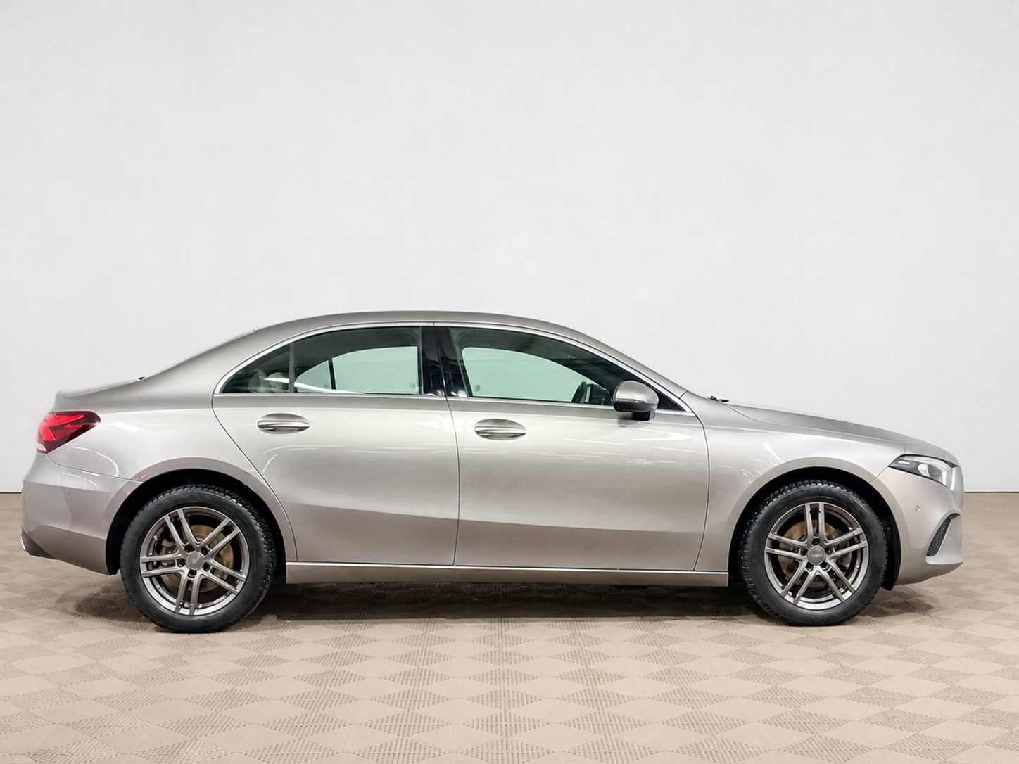 Mercedes-Benz - Mercedes-Benz A-Класс 200 IV (W177), 2019
