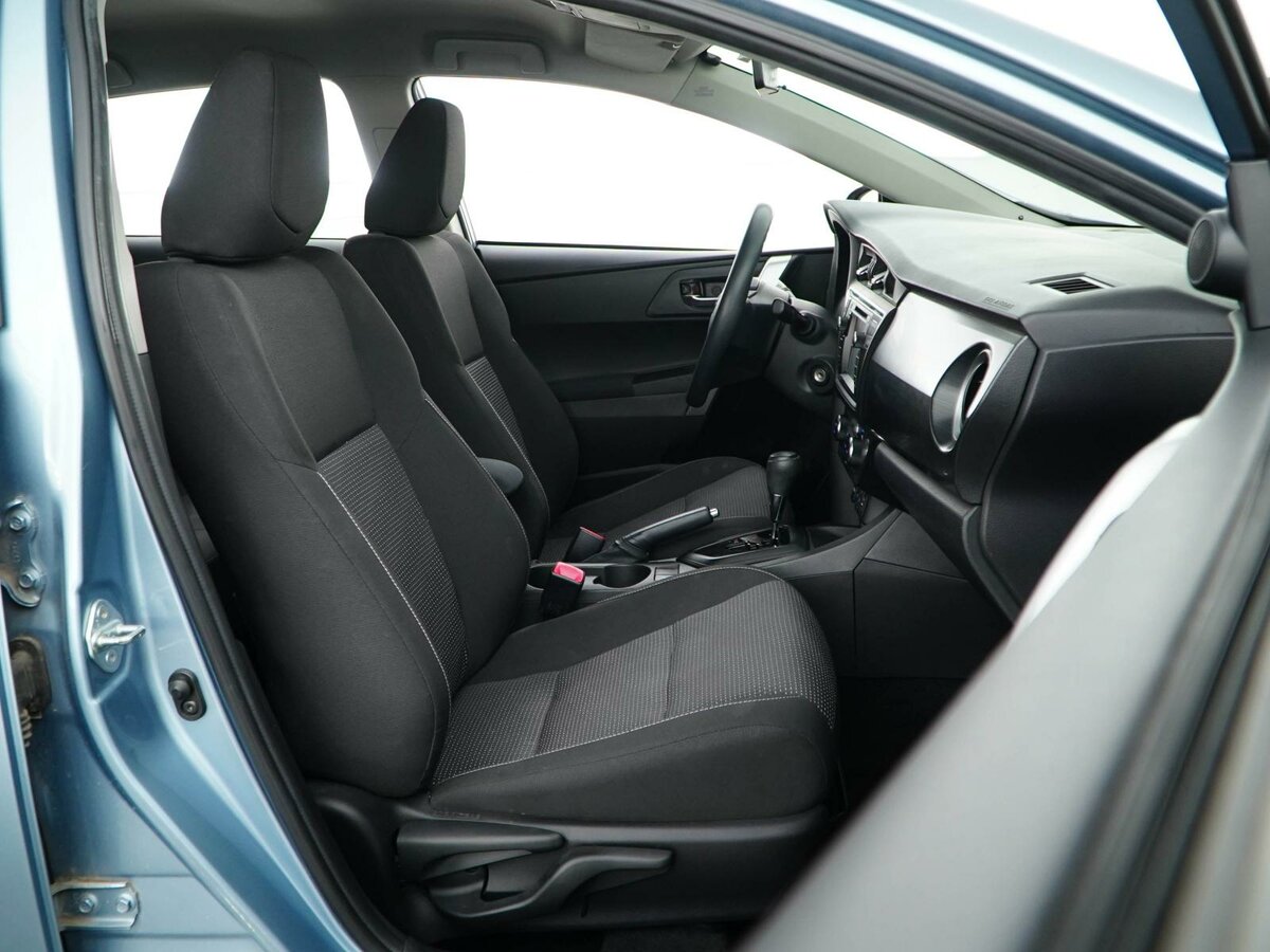 Toyota - Toyota Auris II, 2014