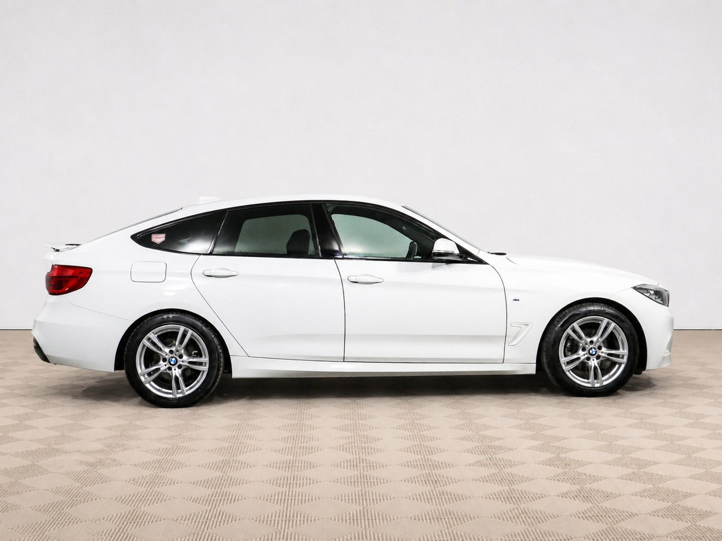 BMW - BMW 3 серии Gran Turismo 320d VI (F3x) Рестайлинг, 2018