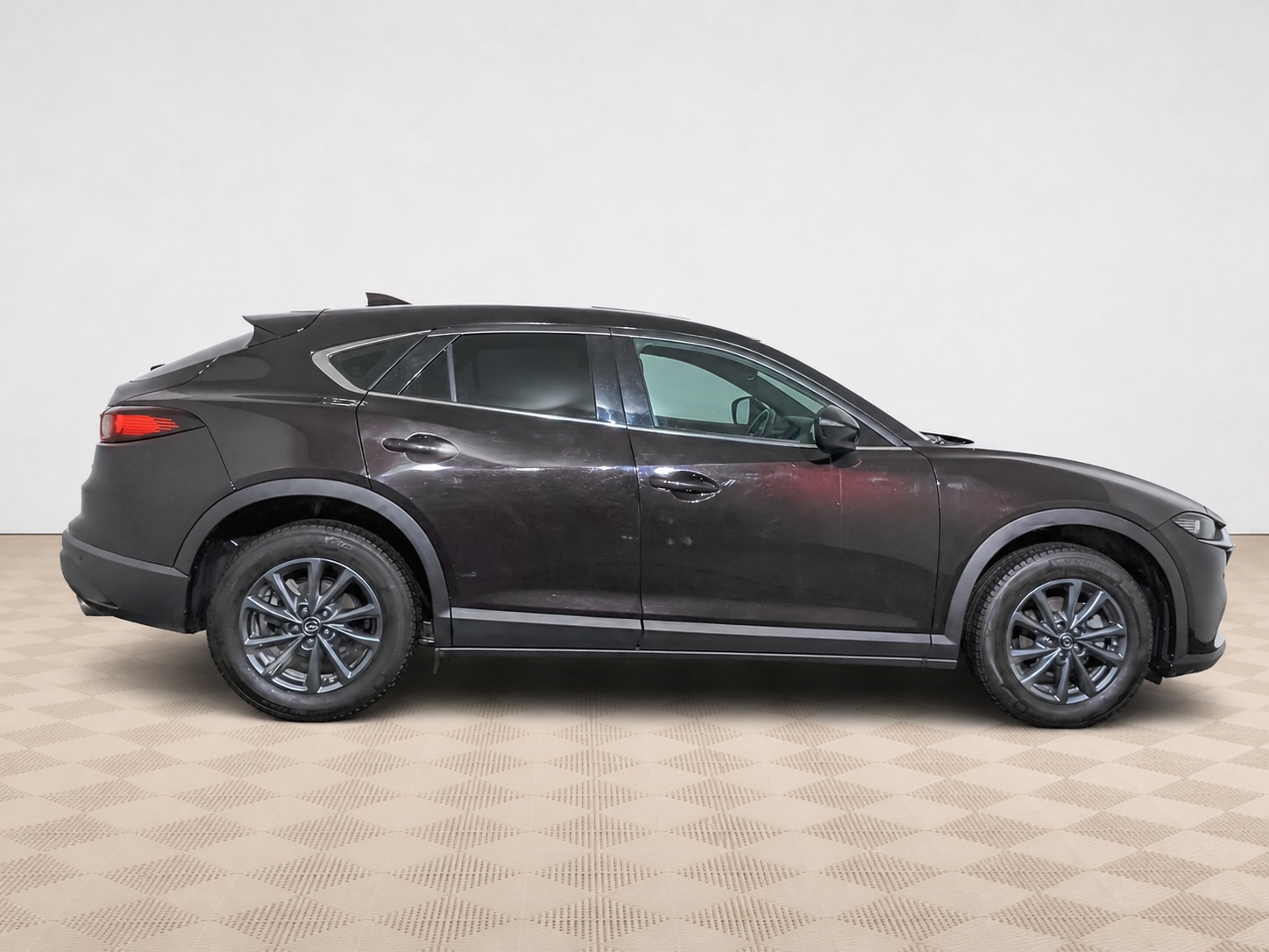 Mazda - Mazda CX-4, 2023