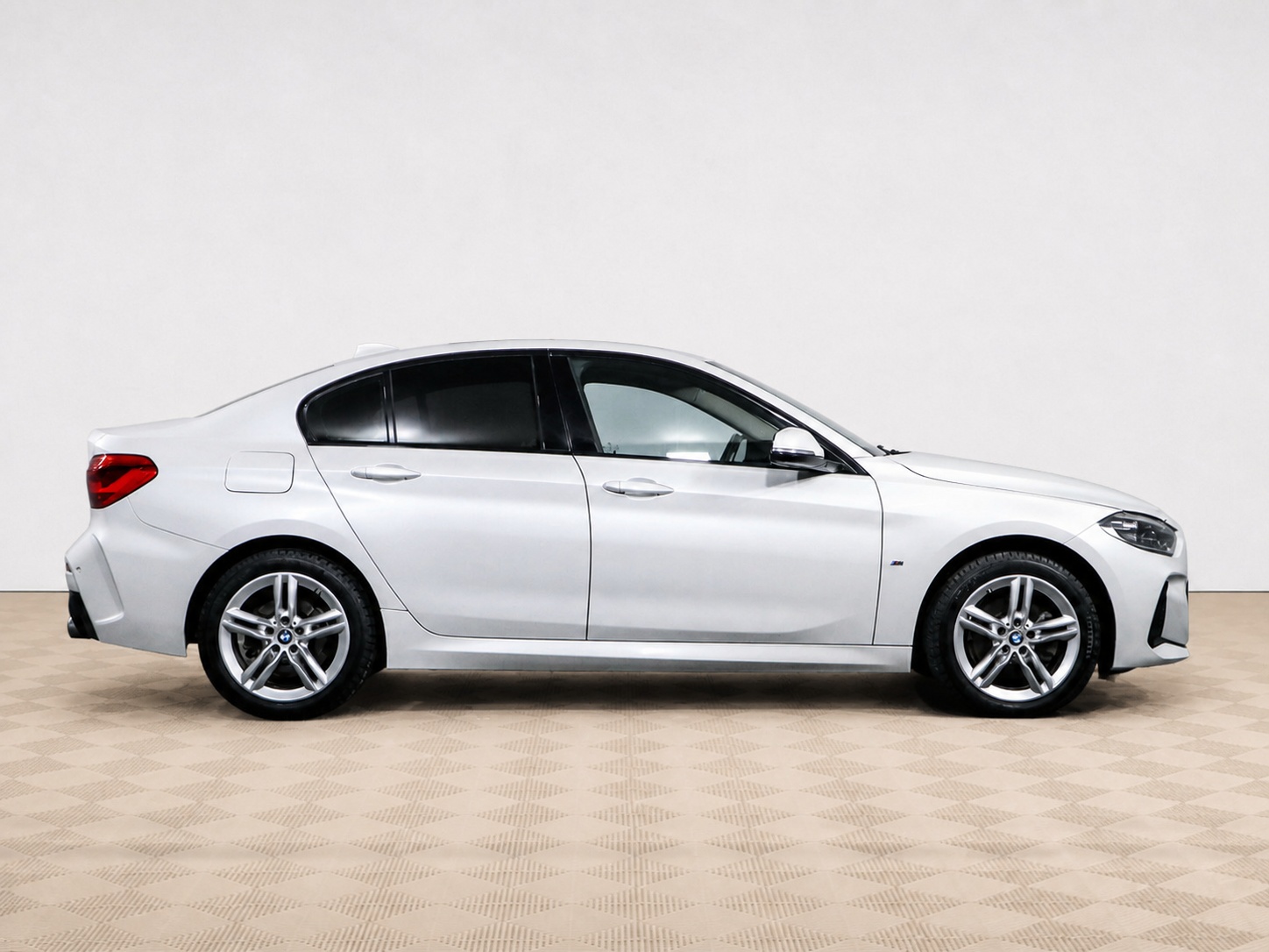 BMW - BMW 1 серии 120i III (F52) Рестайлинг, 2020