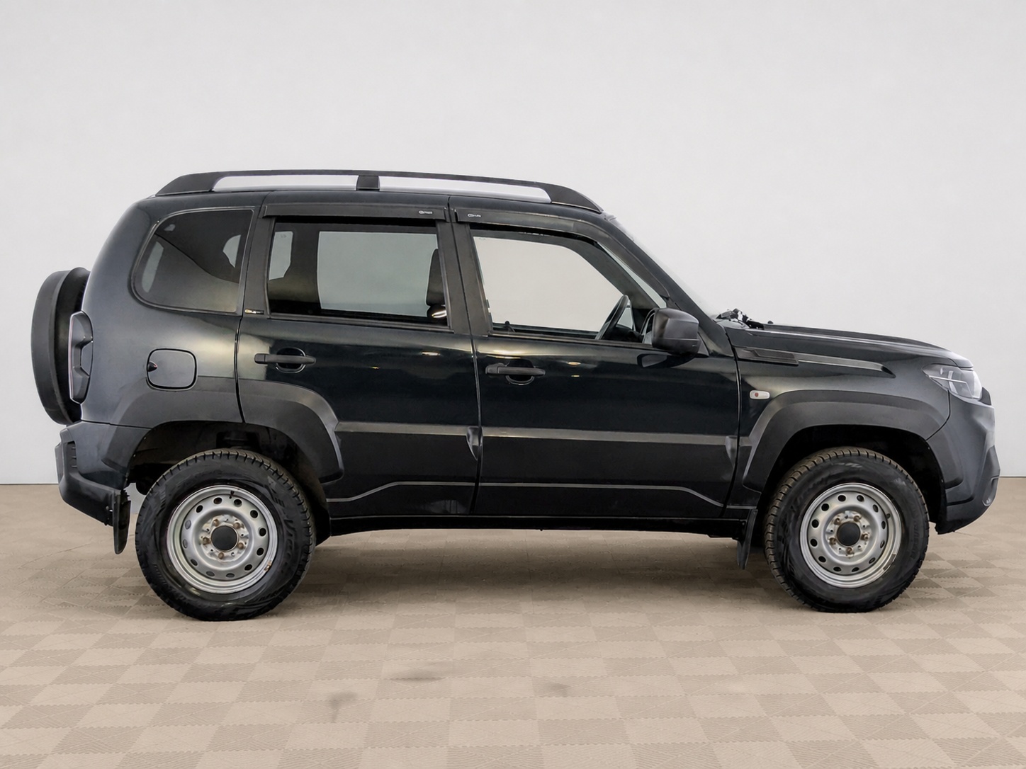 LADA (ВАЗ) - Lada Niva Travel, 2022