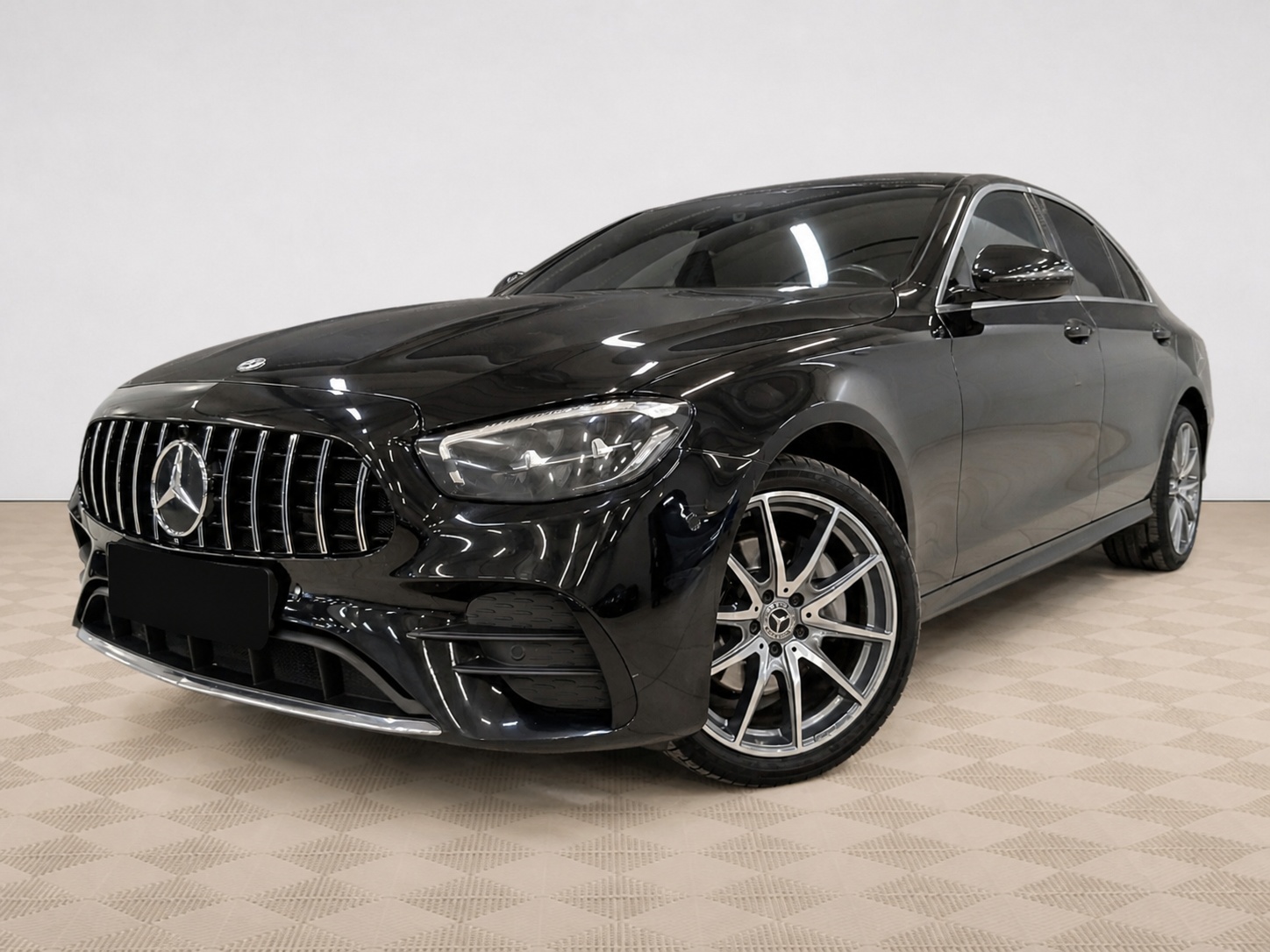 Mercedes-Benz - Mercedes-Benz E-Класс, 2022