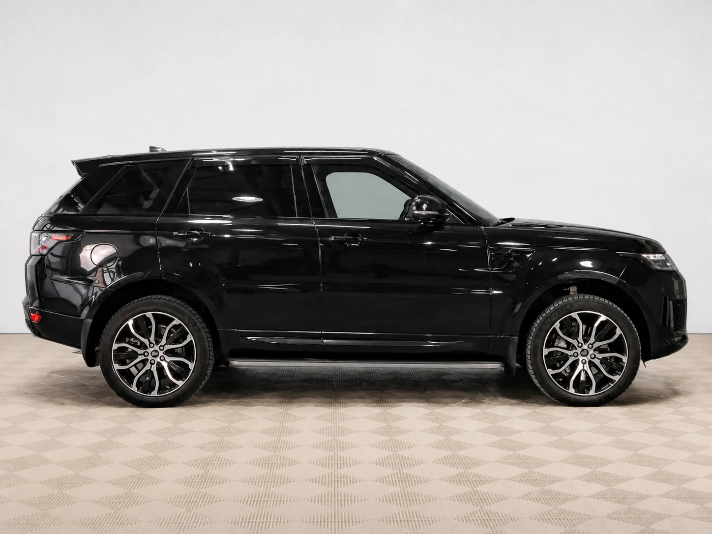 Land Rover - Land Rover Range Rover Sport II Рестайлинг, 2021 г.