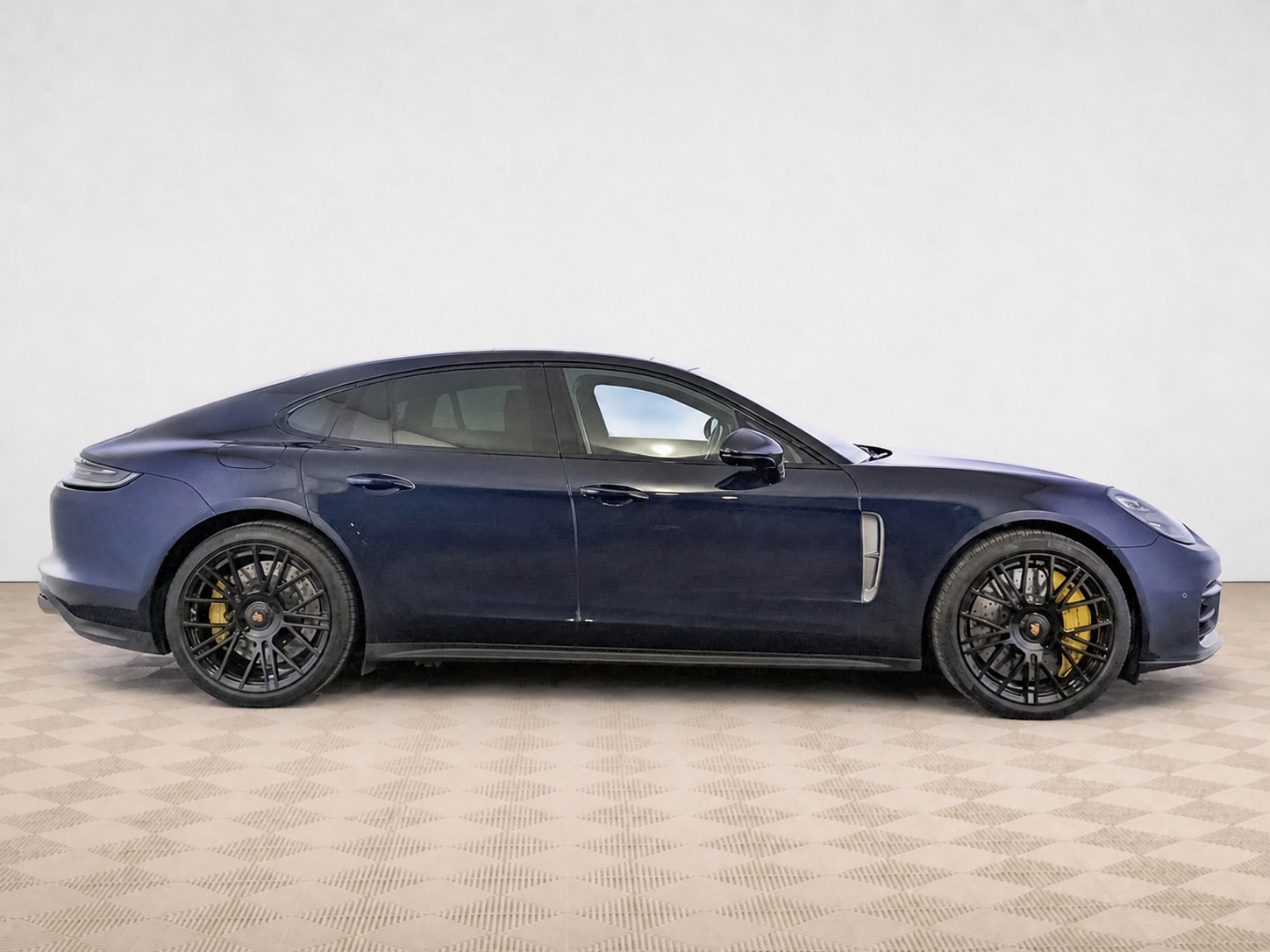 Porsche - Porsche Panamera II Рестайлинг, 2022
