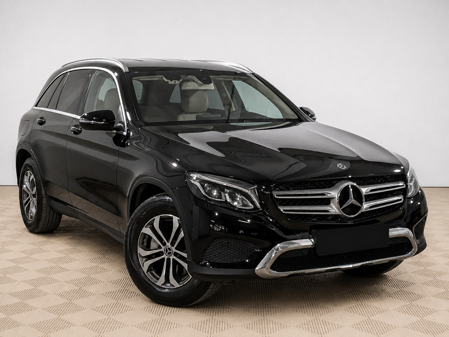 Mercedes-Benz - Mercedes-Benz GLC, 2017