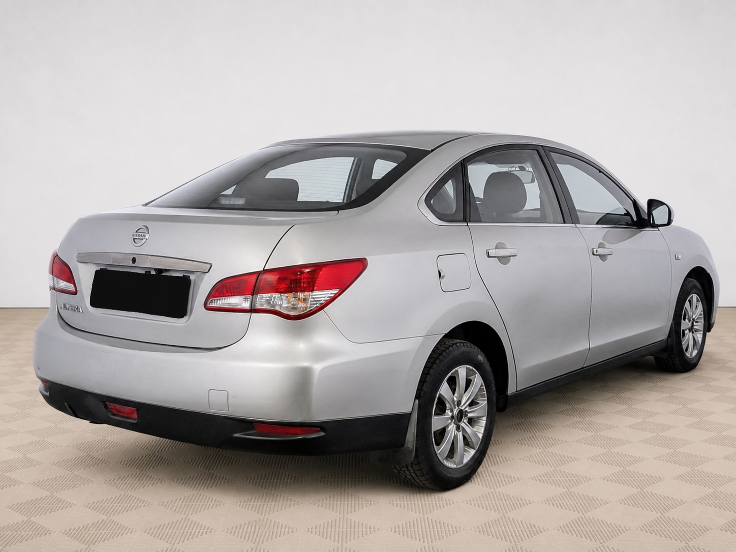 Nissan - Nissan Almera, 2013